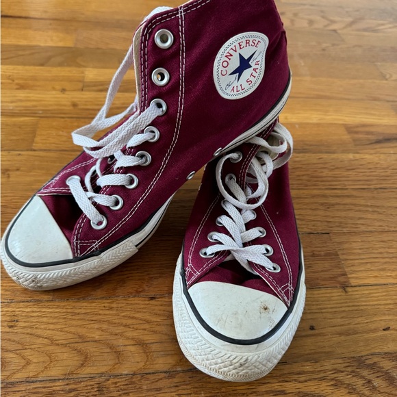 Converse All Star Burgundy High Tops - Picture 3 of 8